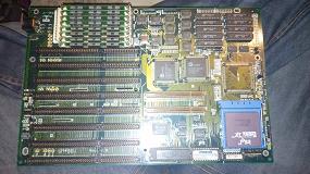 The ECS UM486V is really from that transitional time between the early giant boards and the later highly integrated ones